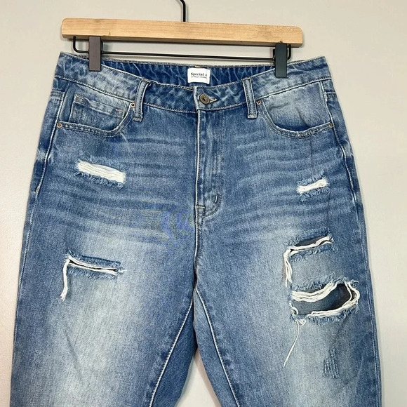 Special A Light Wash Distressed Boyfriend Jeans - Size 7 - EUC -Style P7024ML-SA - Picture 2 of 10